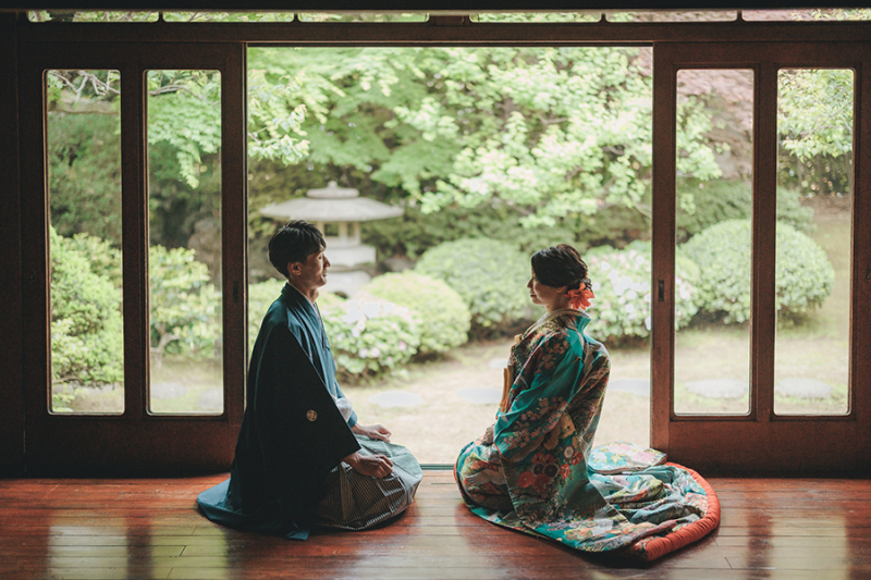 窓際で自然を活かして