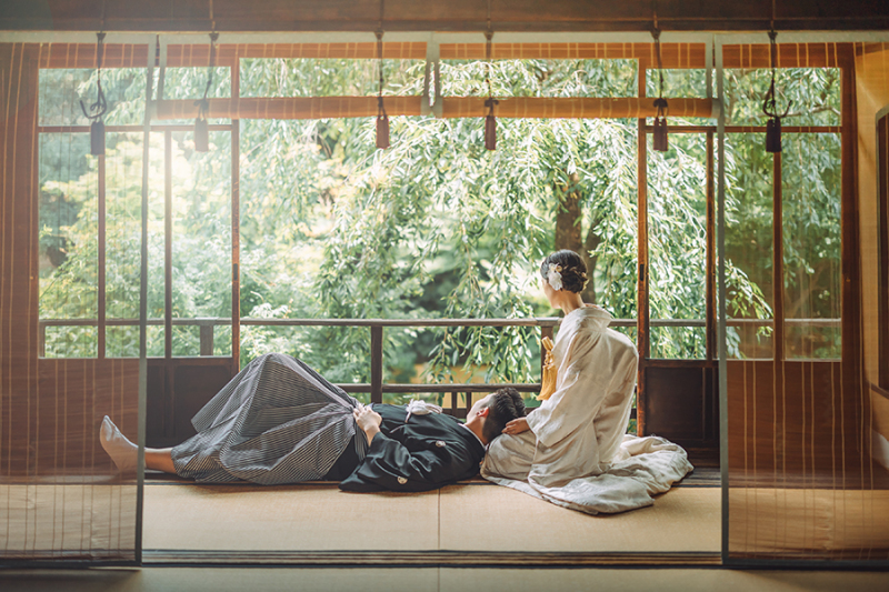 窓際で自然を活かして