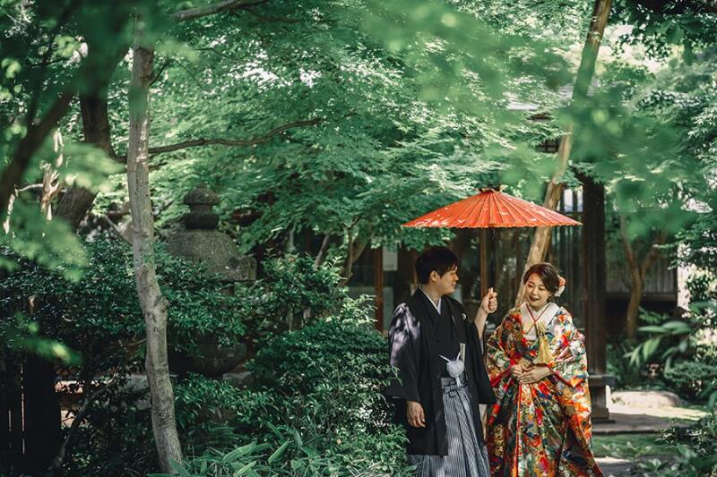 歩いている様子も