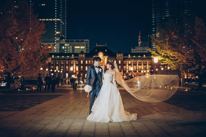 東京駅舎前での撮影!