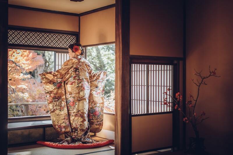 お着物の後ろ姿も忘れずに！