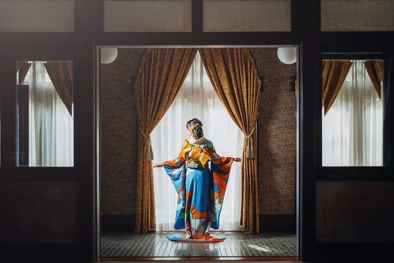 和装の後ろ姿ショット