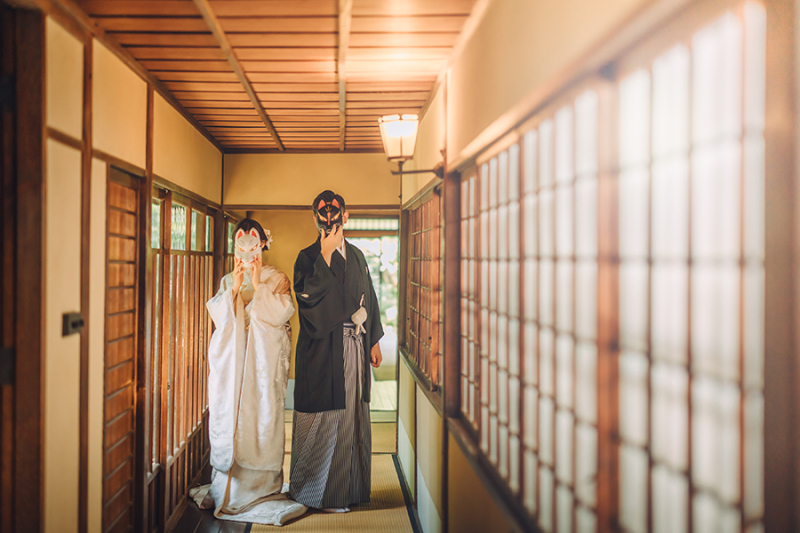 廊下でのカッコいいお写真も