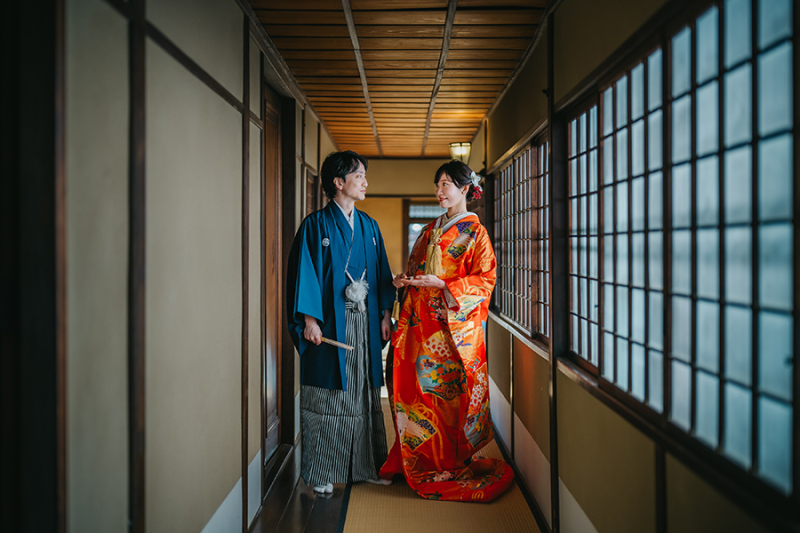 廊下でのカッコいいお写真も