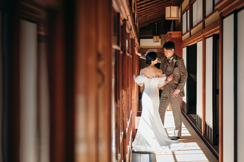 廊下でのカッコいいお写真も