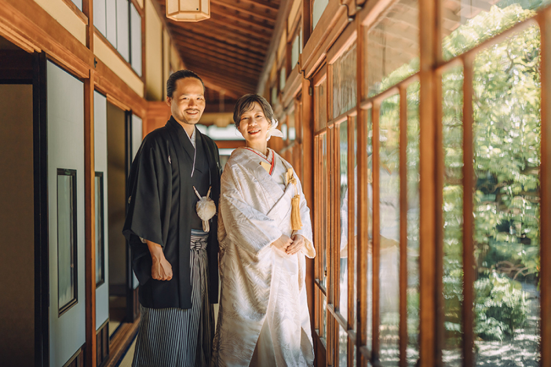 廊下でのカッコいいお写真も