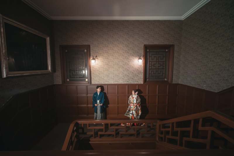 スポットライト風のライティングで