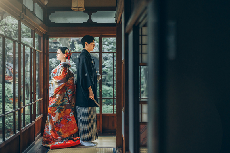 廊下でのカッコいいお写真も