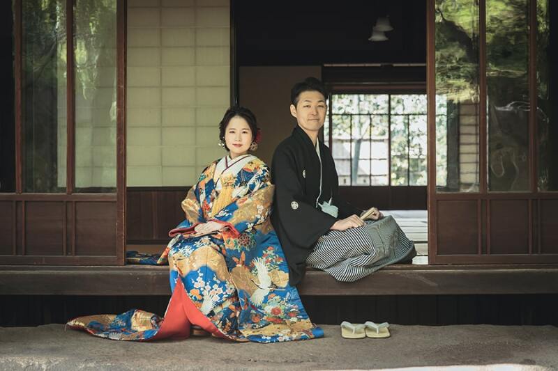 大人っぽい表情も