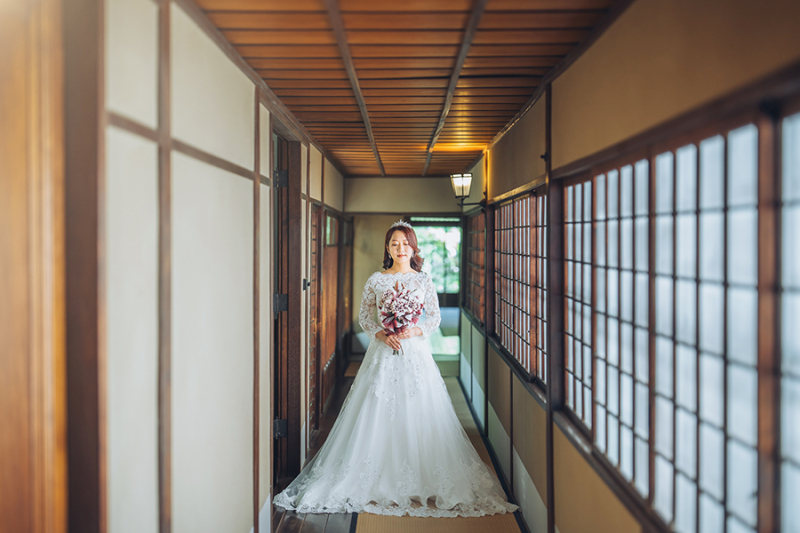 廊下でのカッコいいお写真も