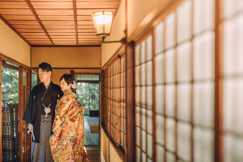 廊下でのカッコいいお写真も