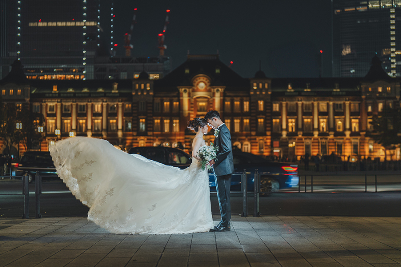 ドレスのトレーンを活かして!