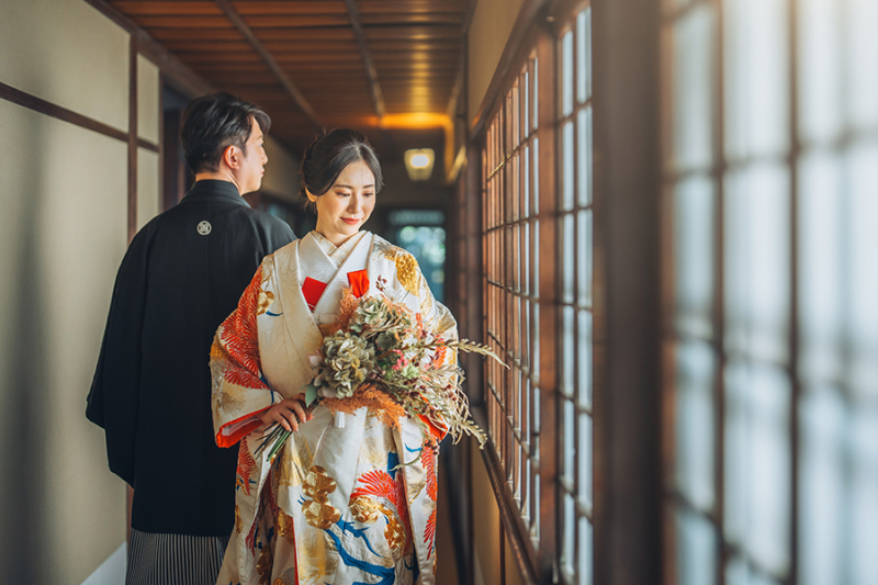 廊下でのカッコいいお写真も