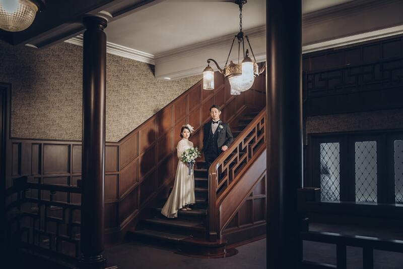 階段でクラシカルな雰囲気で