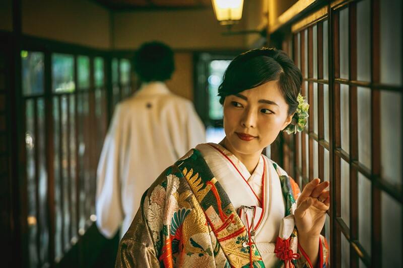 淑やかな雰囲気でも