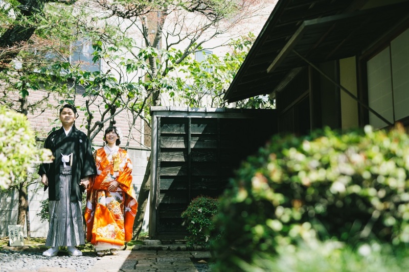 木漏れ日のなかで