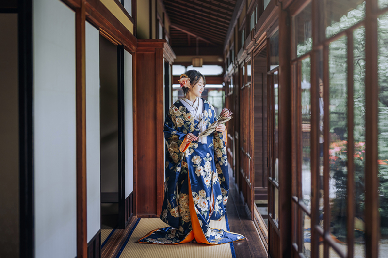 廊下でのカッコいいお写真も