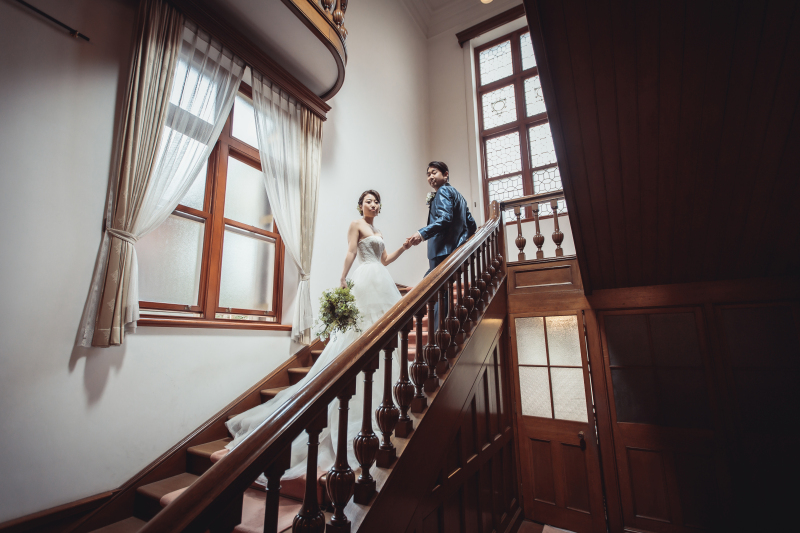 15:40 階段×ドレスの美しさ