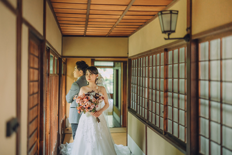 廊下でのカッコいいお写真も