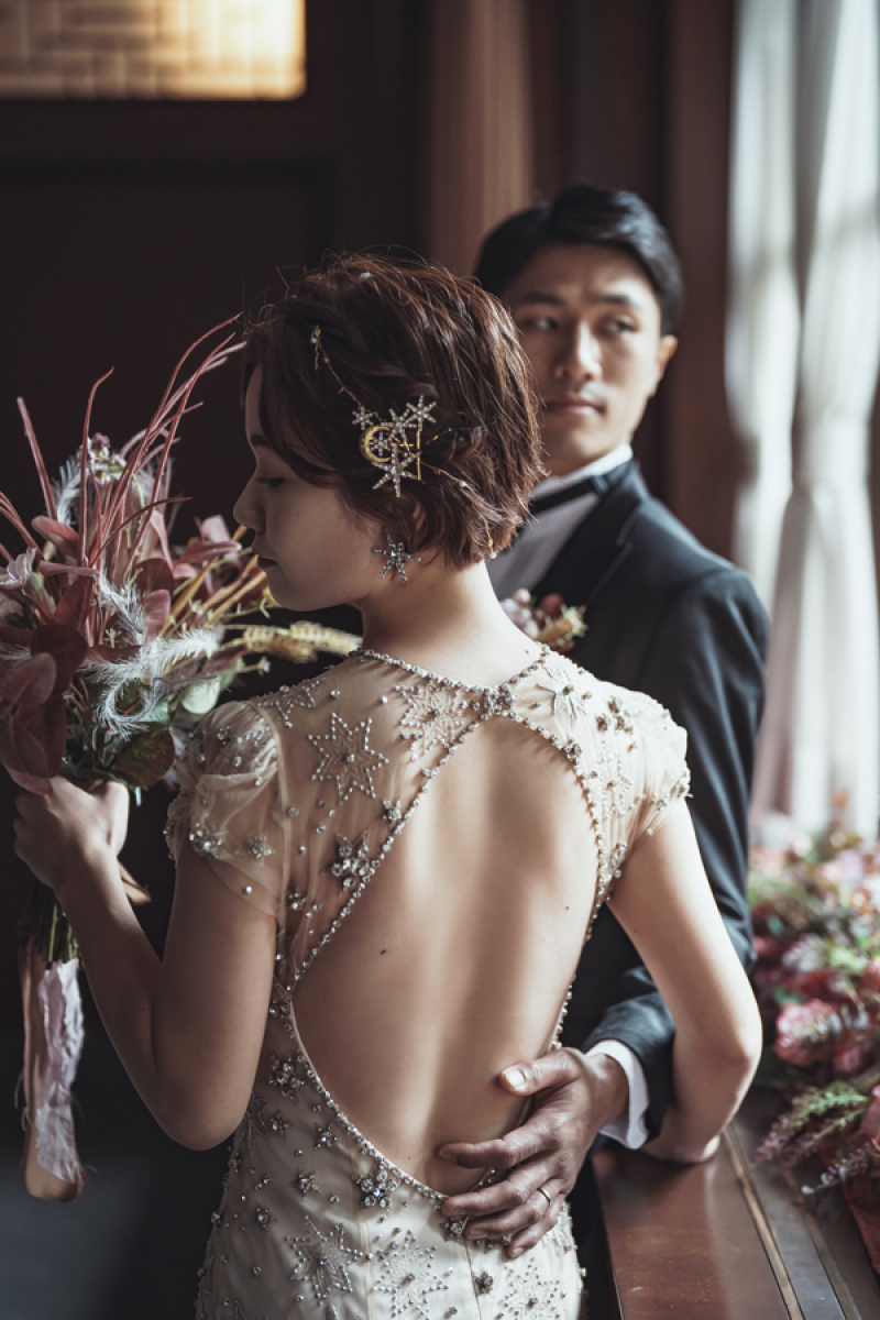 お持込ドレス、後ろ姿が美しい…