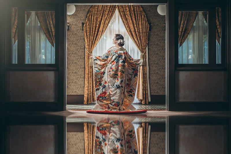 和装の後ろ姿ショット