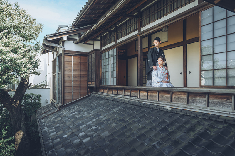 窓際で自然を活かして