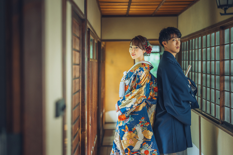 廊下でのカッコいいお写真も