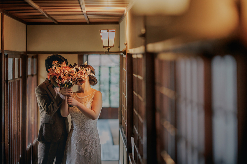 廊下でのカッコいいお写真も