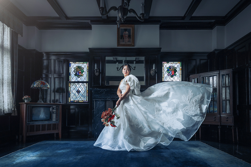 ドレスのトレーンを活かして!