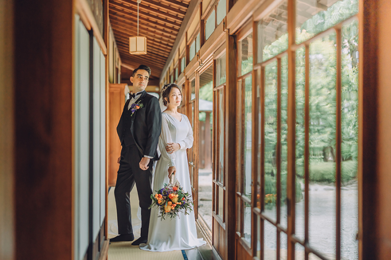 窓際で自然を活かして