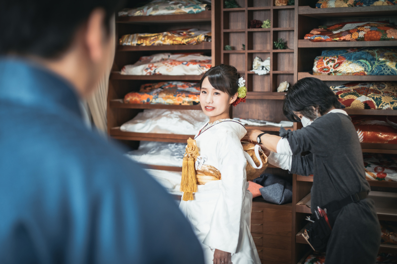 和やかな雰囲気でお仕度