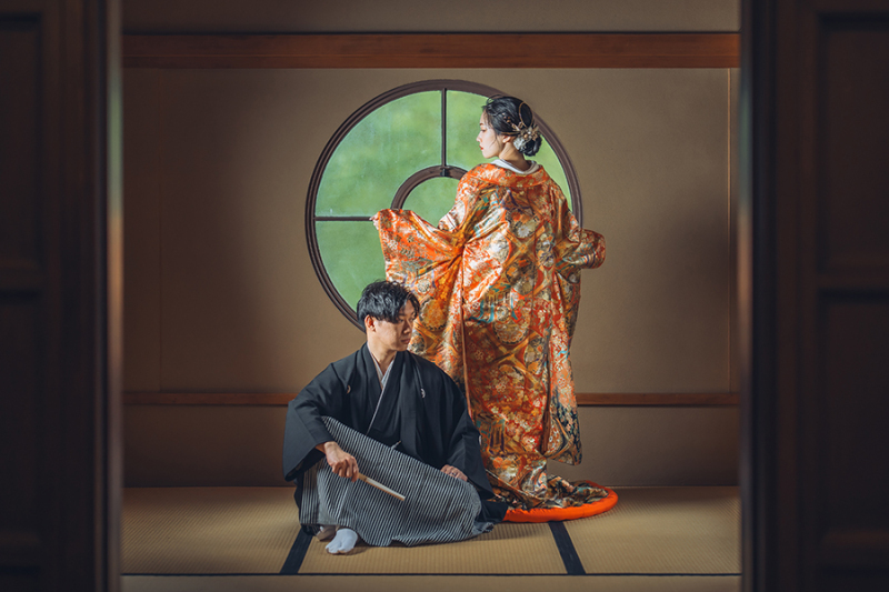 和装の後ろ姿ショット