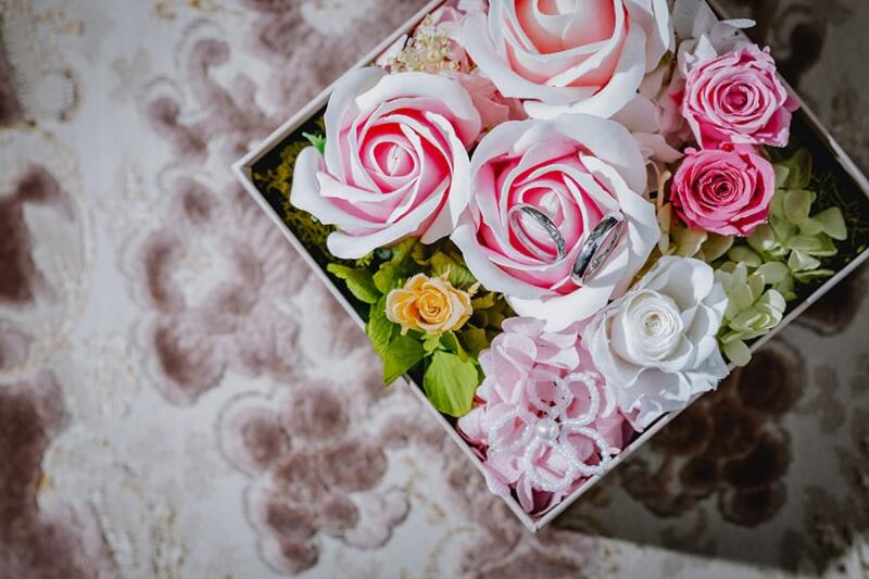 指輪のお写真も印象的に♪