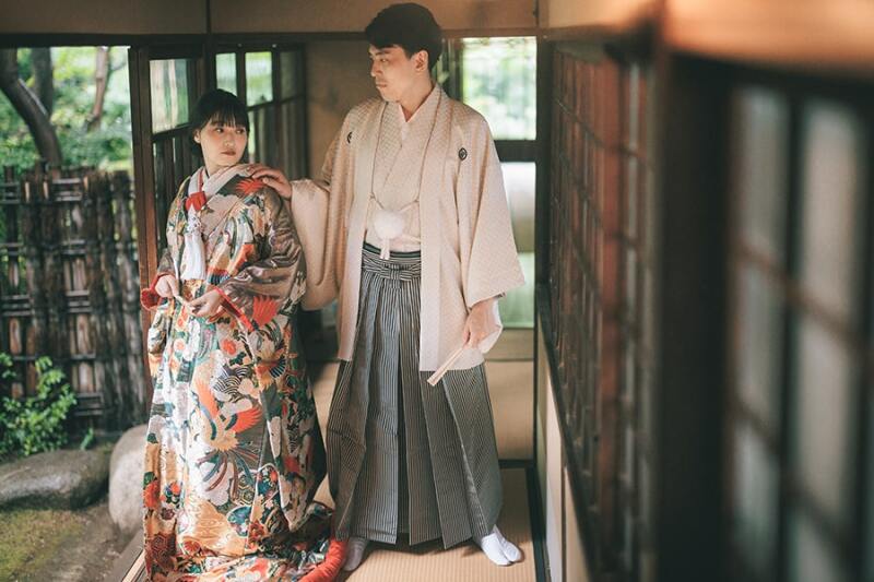 2階の窓際で自然を活かして