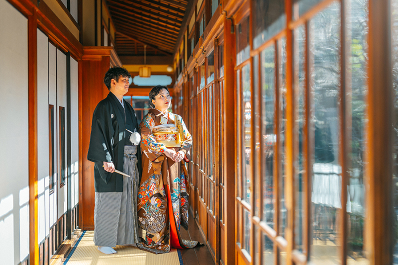 廊下でのカッコいいお写真も