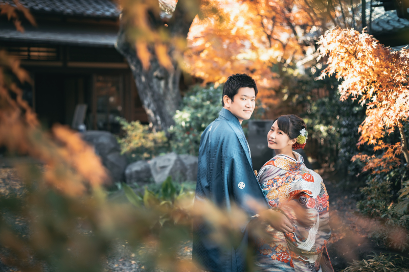 振り向きショットも鮮やかに