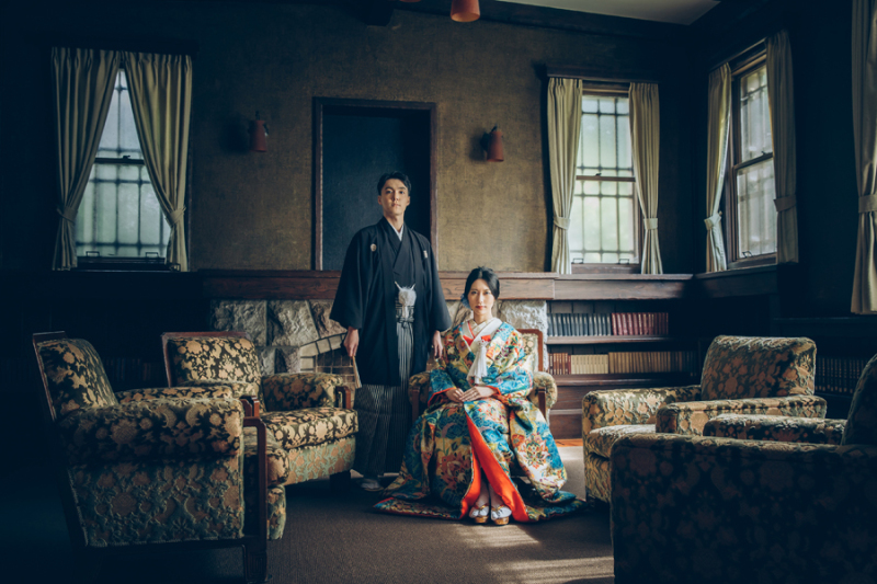 書斎でクラシカルなお写真を