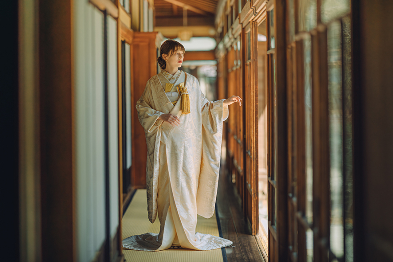 廊下でのカッコいいお写真も