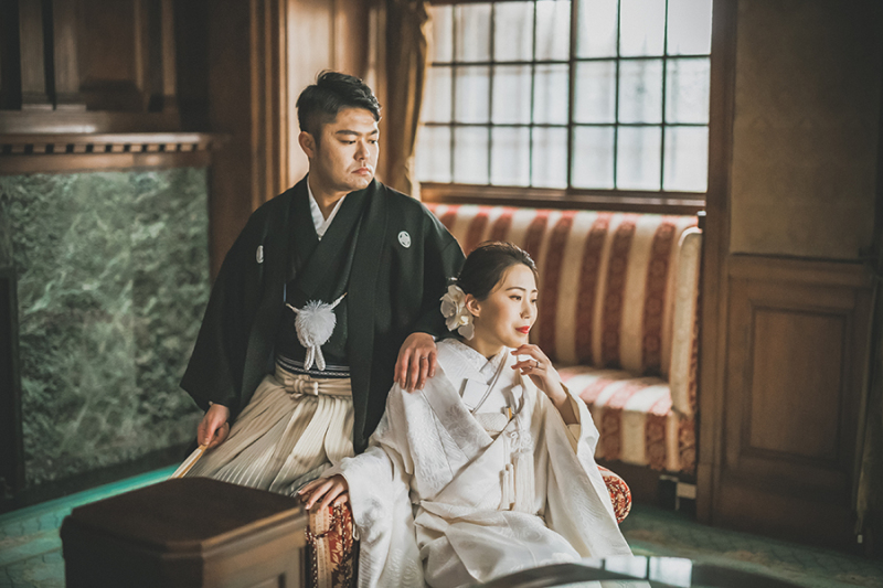 会場の椅子を利用して