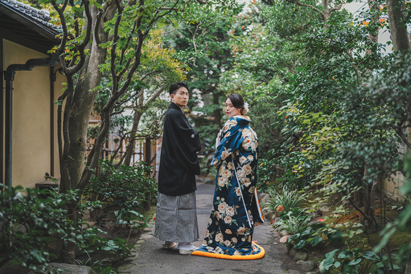 和装の後ろ姿ショット