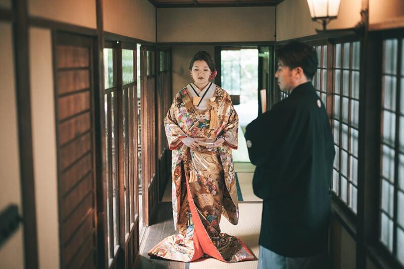 廊下でのカッコいいお写真も