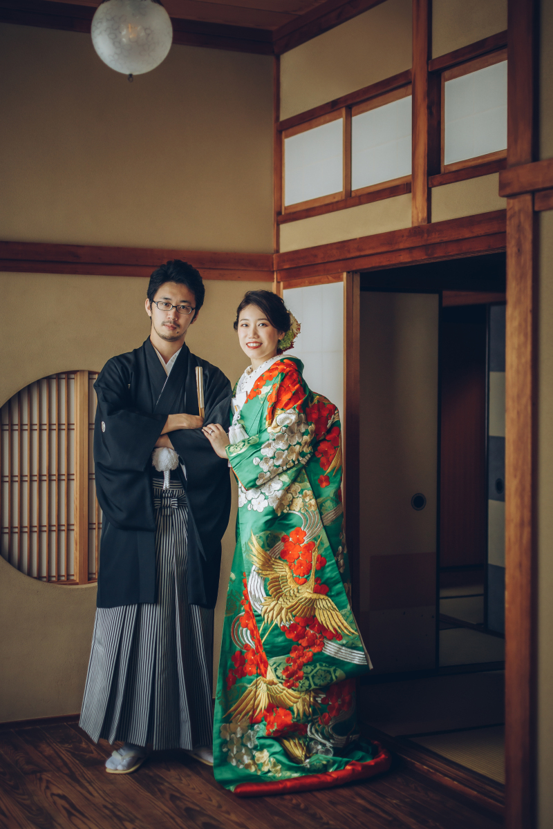 15:50 和室で寄り添うカット