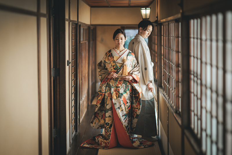 廊下でのカッコいいお写真も