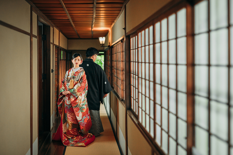 廊下でのカッコいいお写真も
