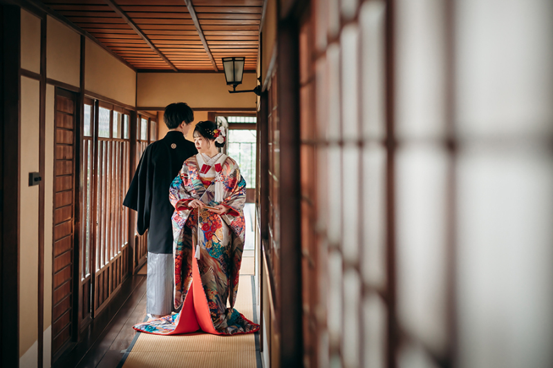 廊下でのカッコいいお写真も