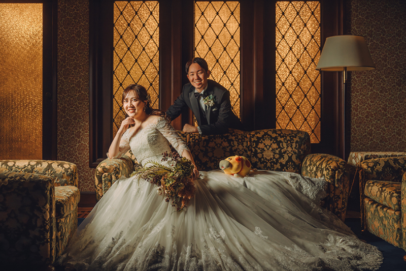 会場の椅子を利用して