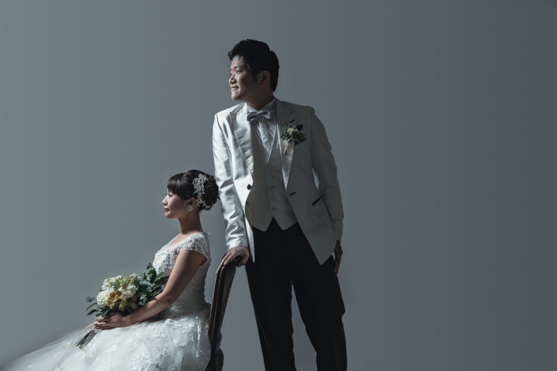 2着目はスタジオでドレス!