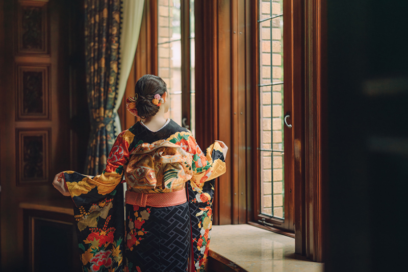 和装の後ろ姿ショット