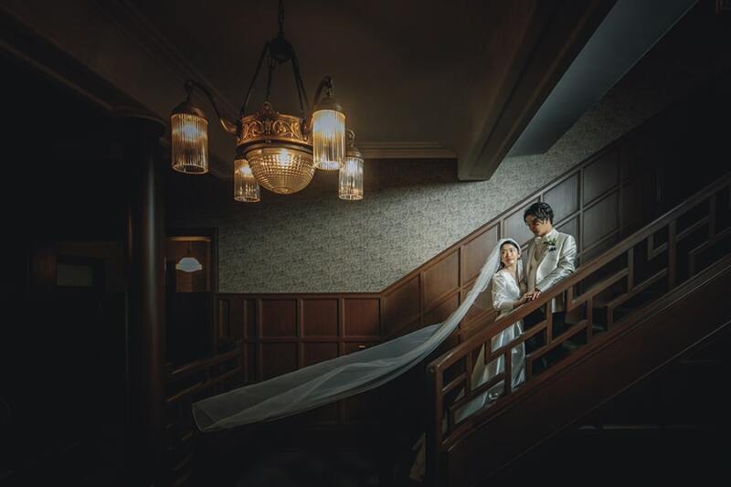 階段とベールで