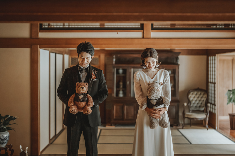 洋装でもお持込みアイテムと一緒に!